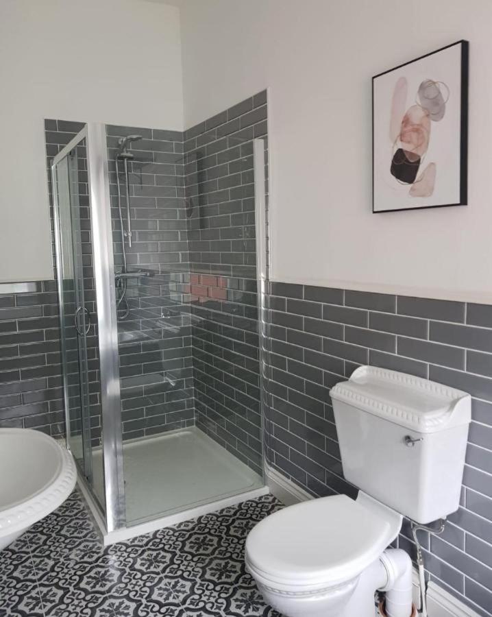 Shop Street Apartment Galway Buitenkant foto
